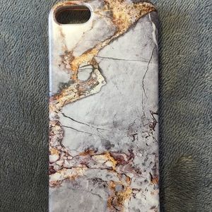 iPhone SE case
